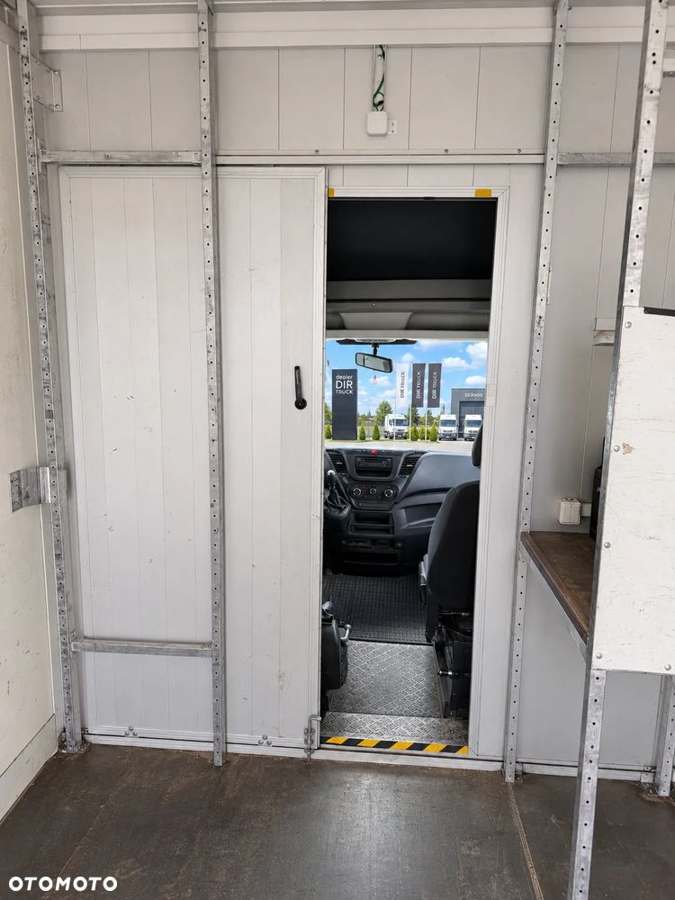 Iveco DAILY 35S14  KONTENER / IZOTERMA , Manual , Idealna Baza Pod Kamper Sklep Obwoźny lub Food Truck, 2019rok - 7