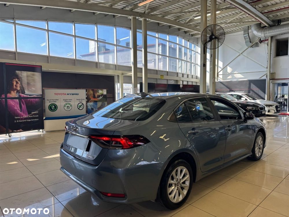 Toyota Corolla 1.8 - 11