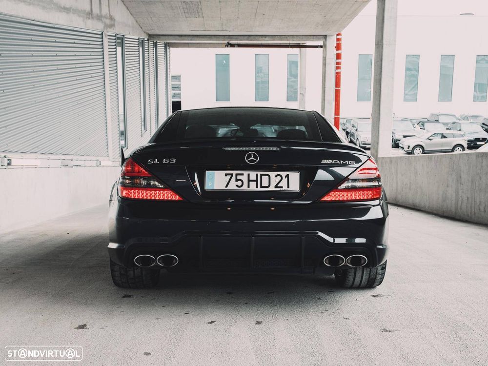 Mercedes-Benz SL 63 AMG Standard - 38