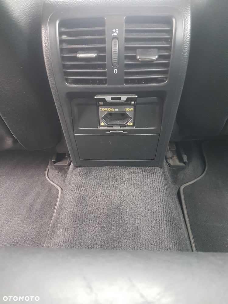 Volkswagen Passat 2.0 TDI DPF DSG Highline - 22