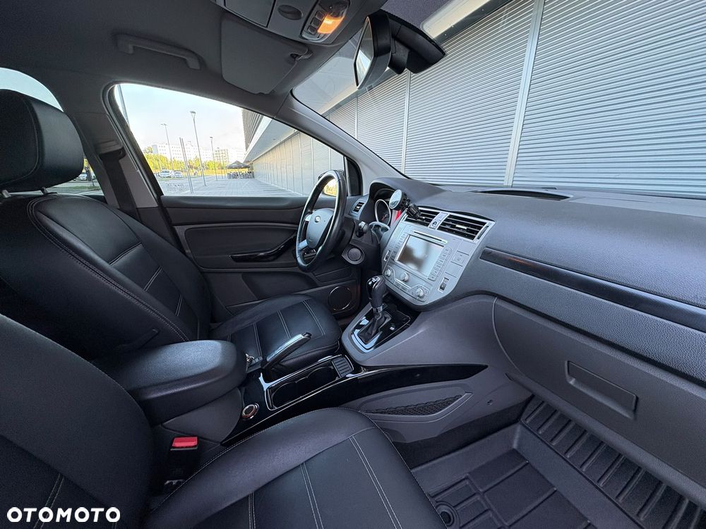 Ford Kuga 2.0 TDCi 4WD Titanium Plus - 29