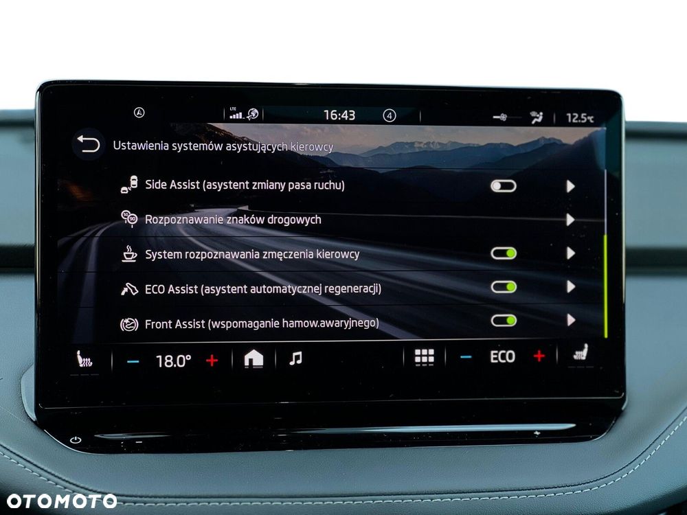 Skoda Enyaq RS 82kWh - 33
