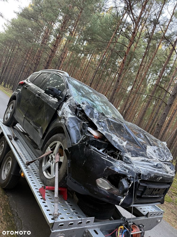 Ford Kuga 2016 photo 2