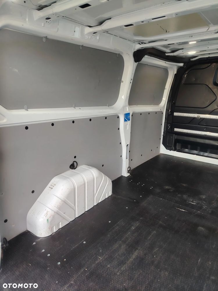 Ford Transit custom - 16