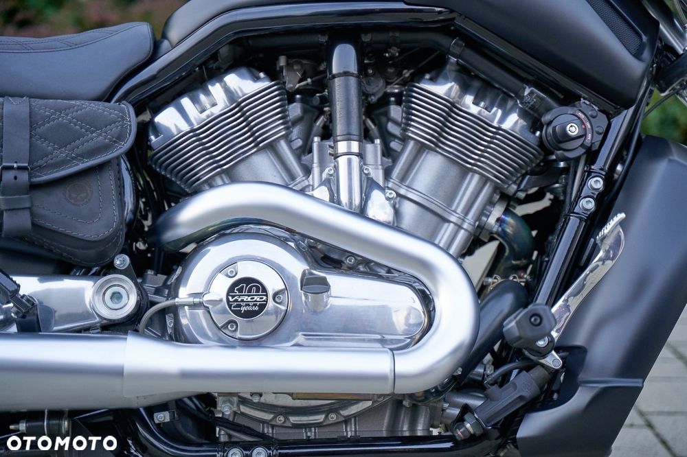 Harley-Davidson V-Rod Muscle - 21