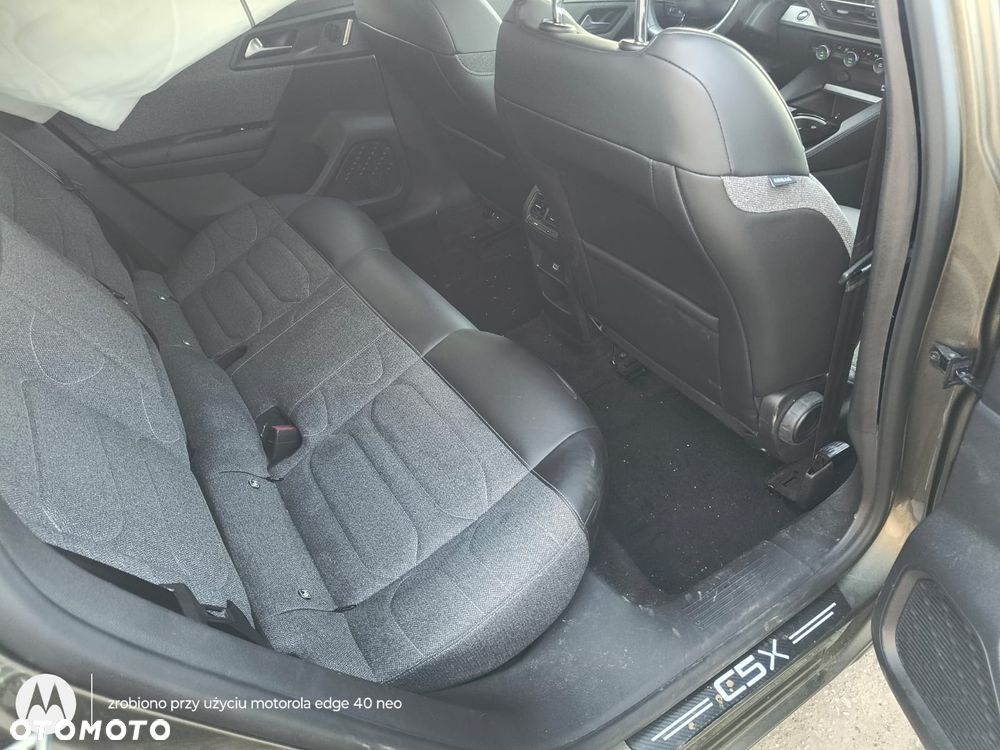 Citroën C5X 1.6 PHEV 225 Plus EAT8 - 19