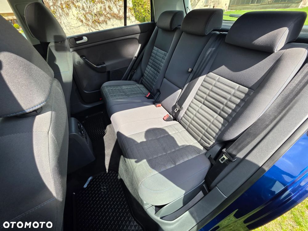 Volkswagen Golf Plus - 16