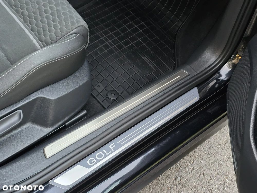 Volkswagen Golf 2.0 TDI BMT GTD DSG - 27