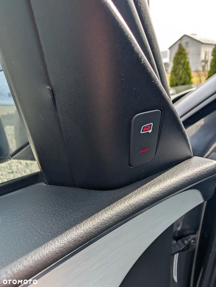 Audi A6 Avant 3.0 TDI quattro S tronic - 18