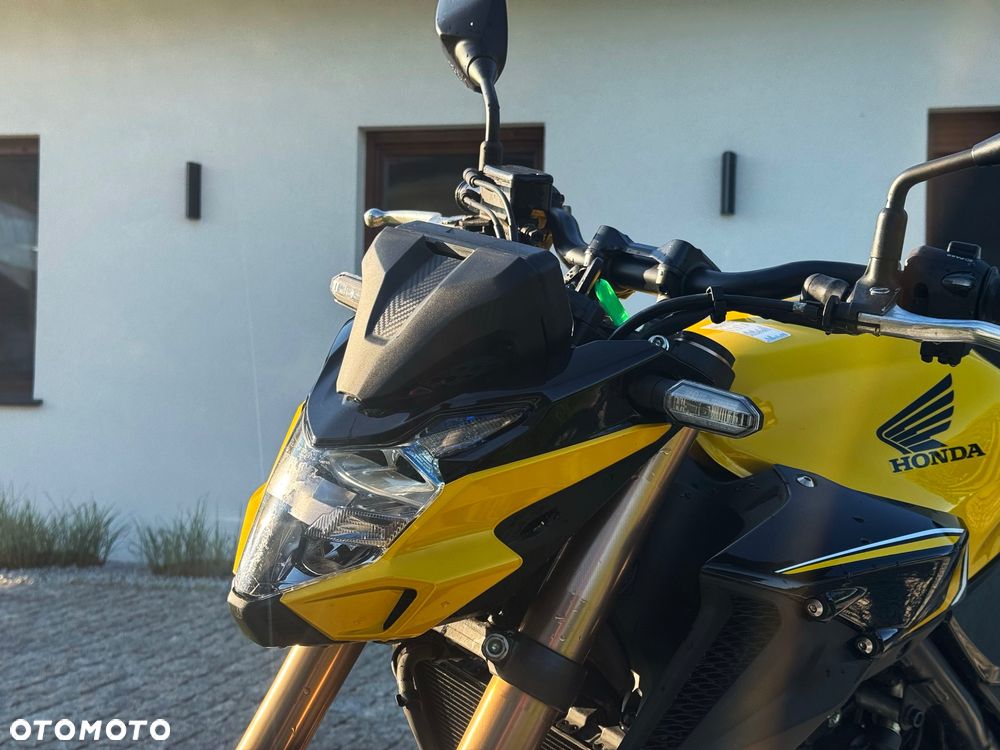 Honda CB - 24