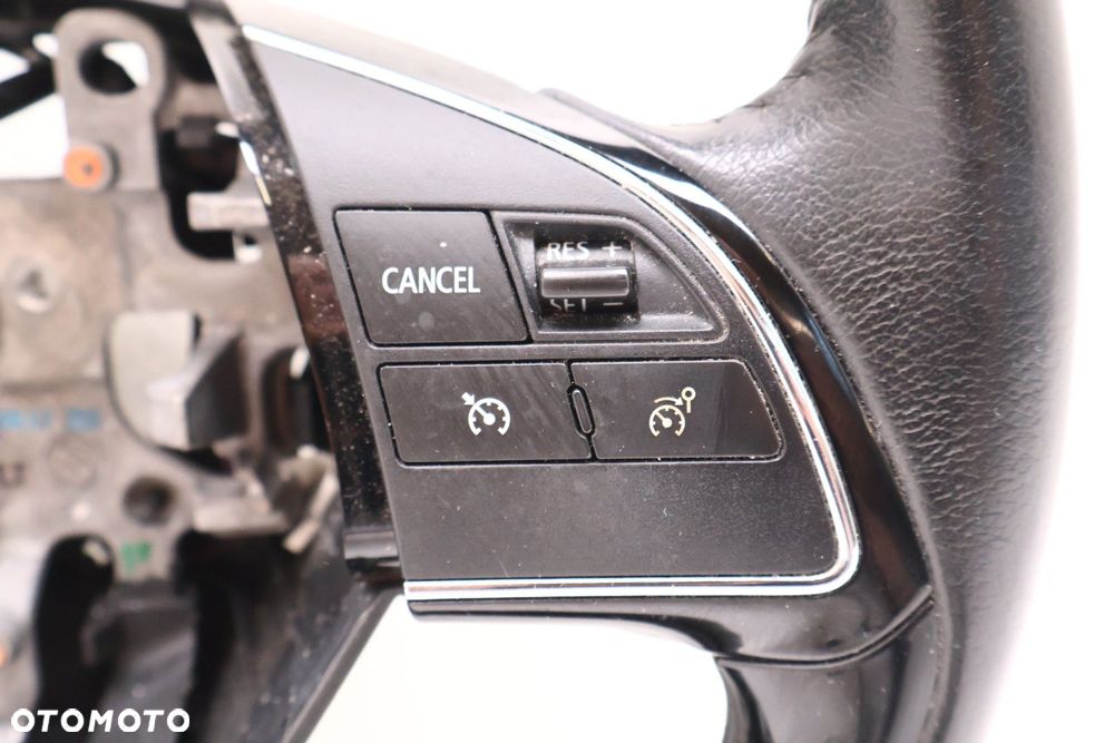 MITSUBISHI ECLIPSE CROSS KIEROWNICA WIELOFUNKCYJNA - 3