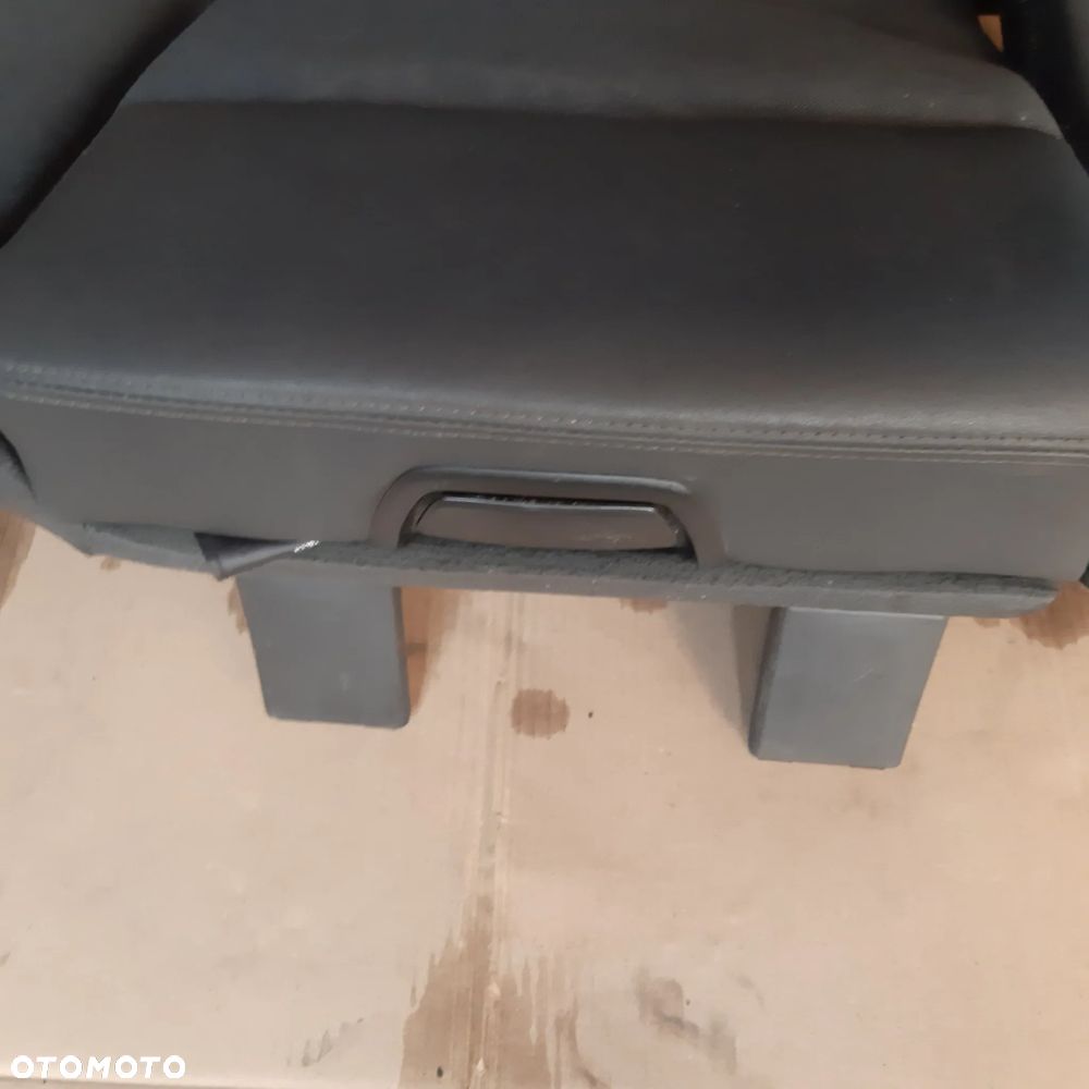 Fotele Kanapa Volvo V50 - 16