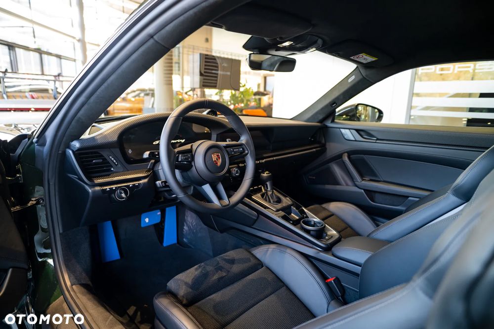 Porsche 911 GT3 Touring PDK - 9