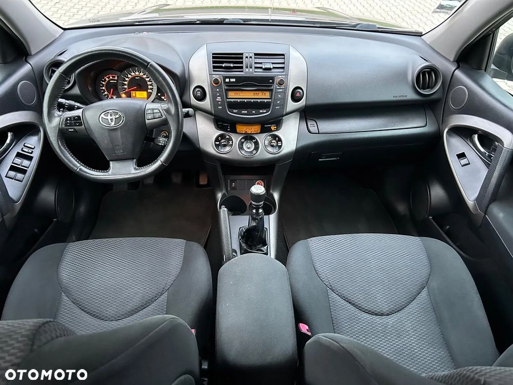 Toyota RAV4 2.2 D-4D 4x4 Comfort - 12