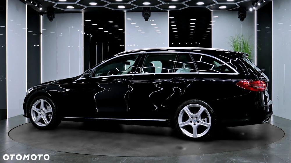 Mercedes-Benz Klasa C 300 d 9G-TRONIC - 5