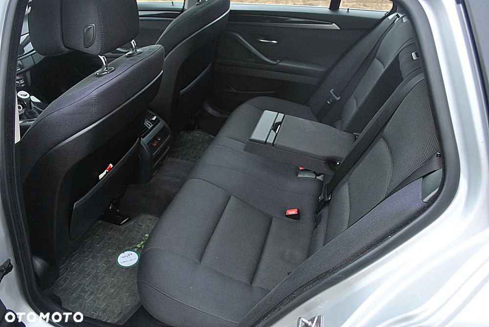 BMW Seria 5 520d - 9