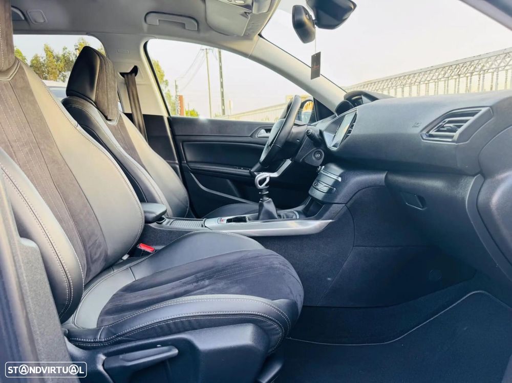 Peugeot 308 SW 1.5 BlueHDi Allure - 21