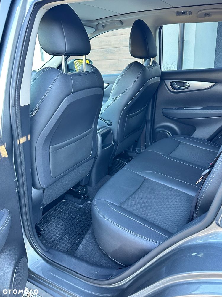 Nissan Qashqai 1.2 DIG-T Tekna EU6 - 14