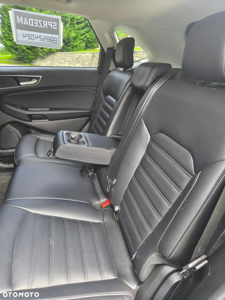 Ford Edge - 8