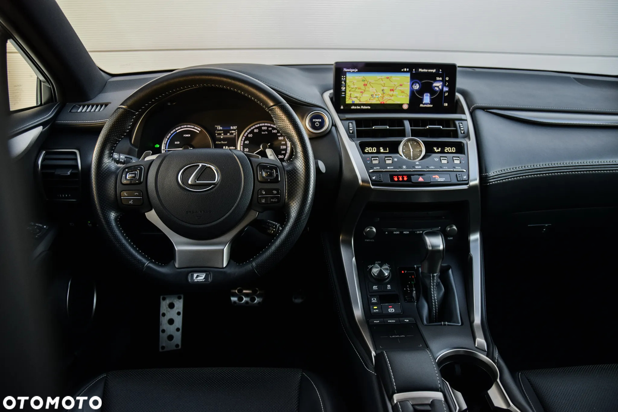 Lexus NX 300h F Sport Edition AWD - 8