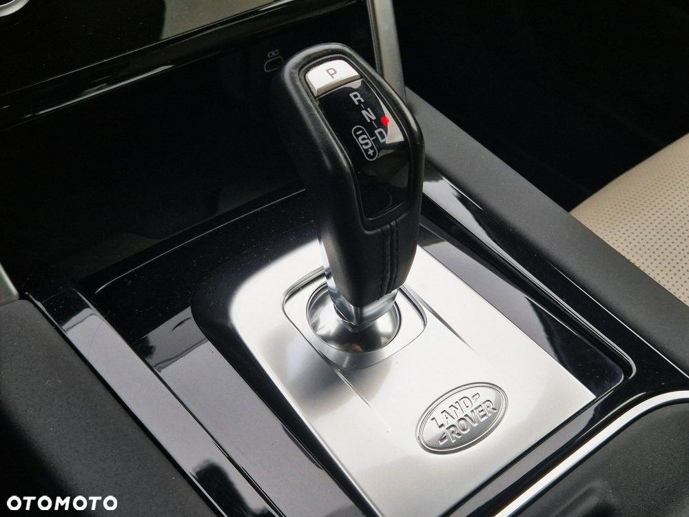 Land Rover Discovery Sport - 36
