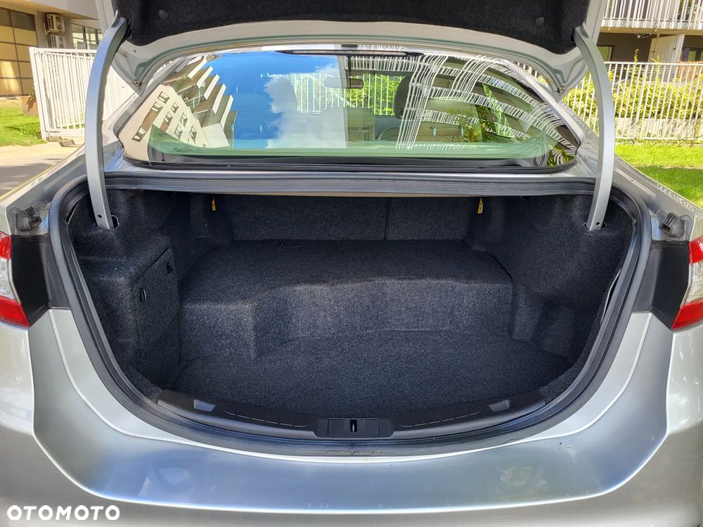 Ford Mondeo - 26