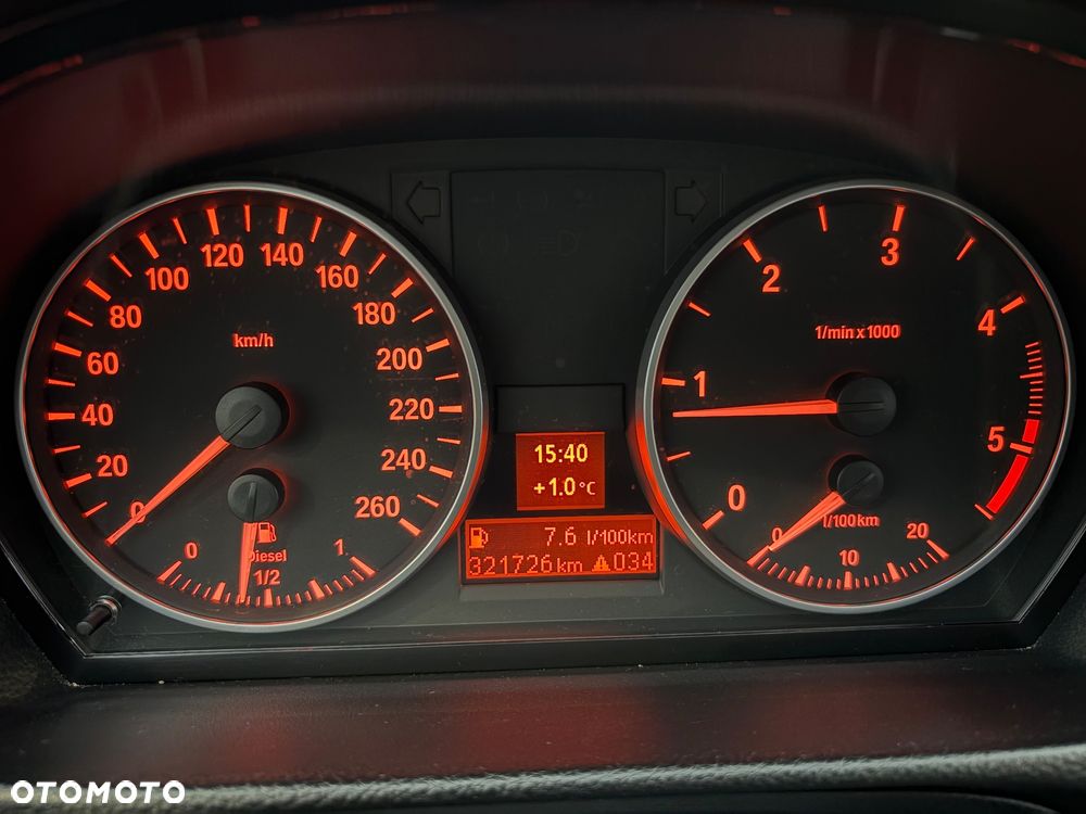 BMW Seria 3 320d - 14