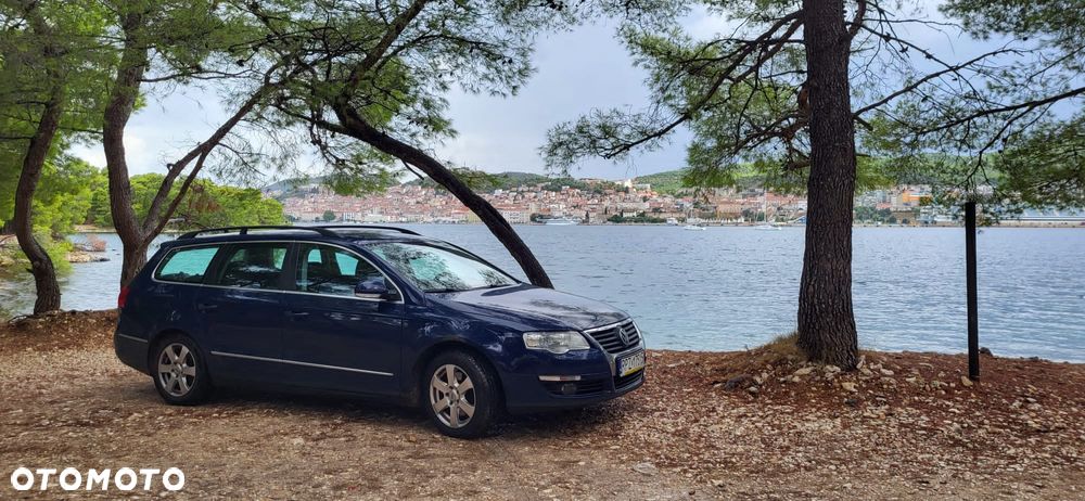 Volkswagen Passat 2.0 TDI Comfortline - 1