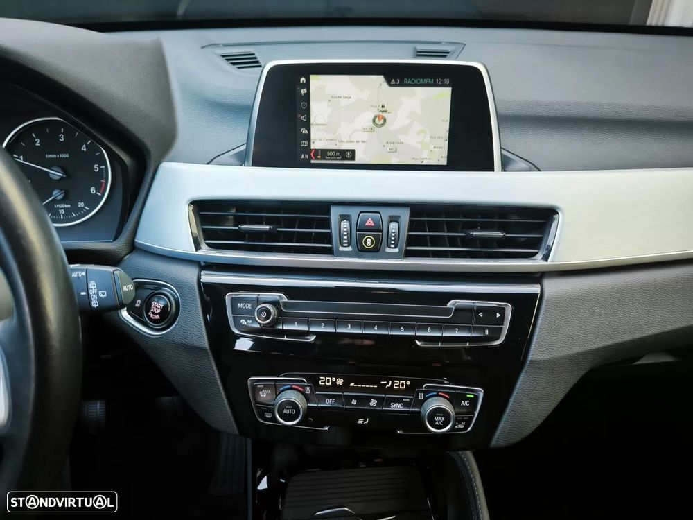 BMW X1 16 d sDrive Line xLine - 37