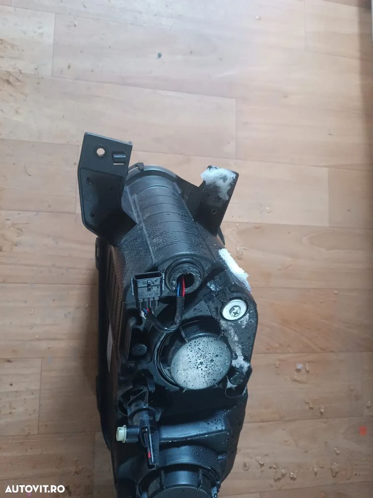 Far stanga Dacia spring 2021-2022 - 3