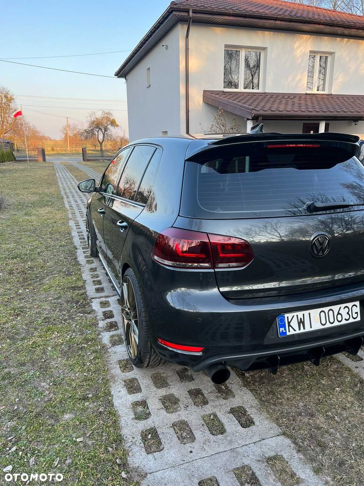 Volkswagen Golf - 3