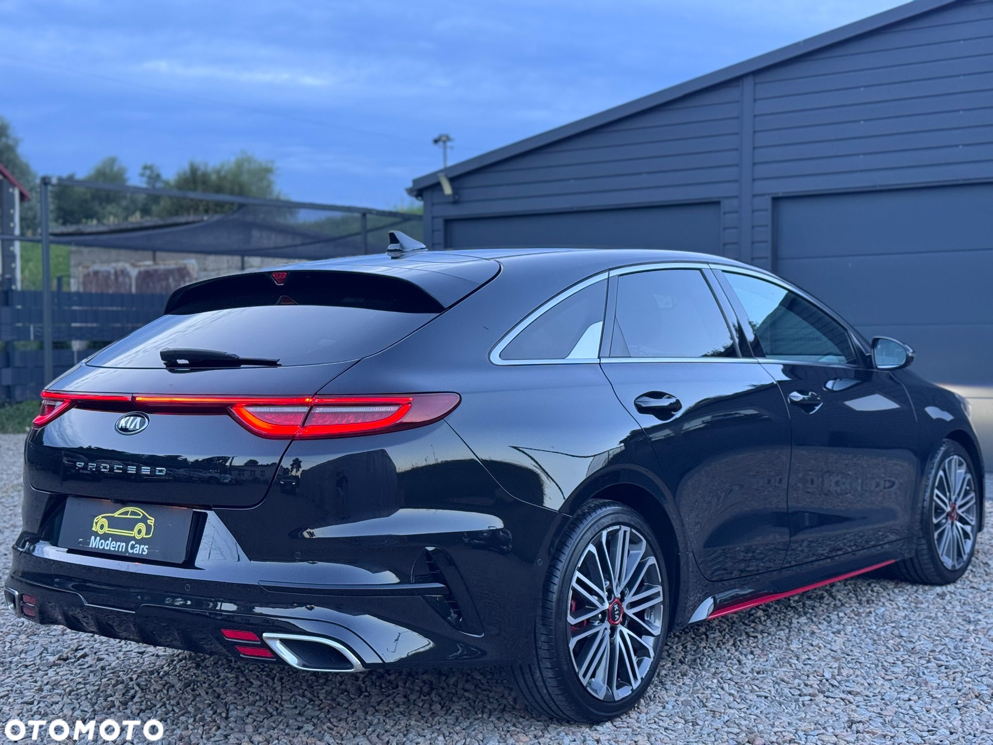 Kia ProCeed 1.6 T-GDI GT DCT - 14