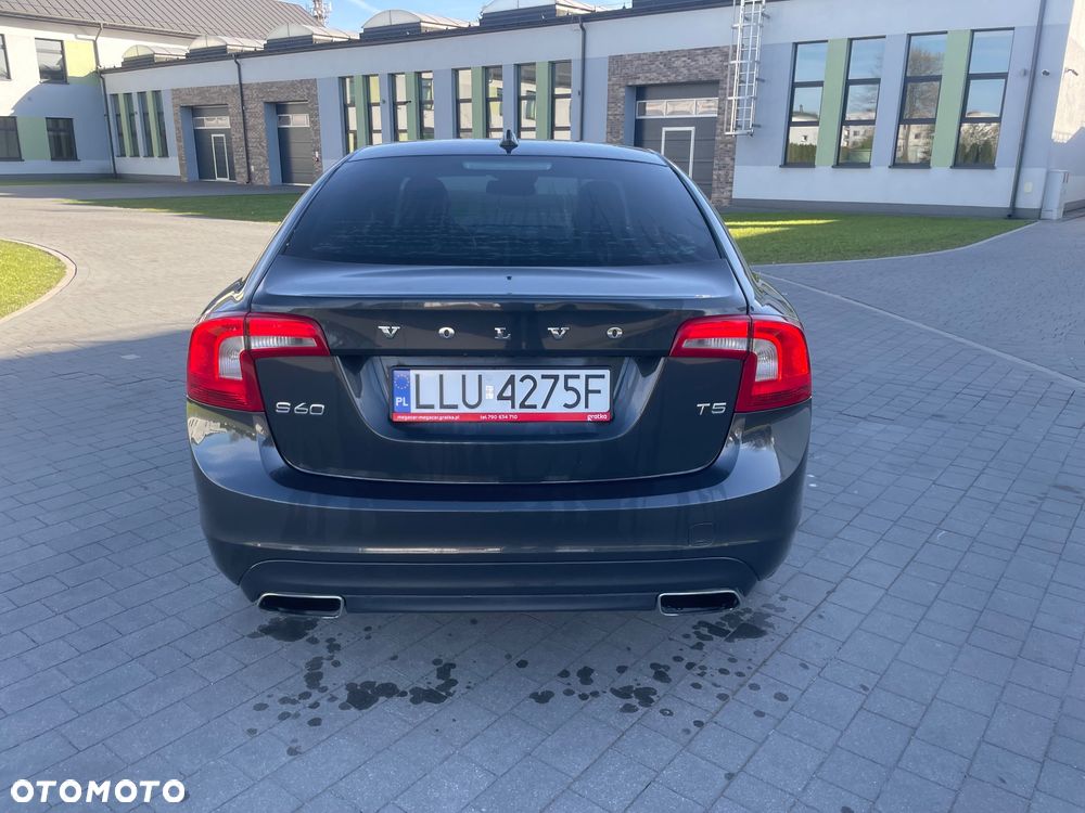 Volvo S60 - 7