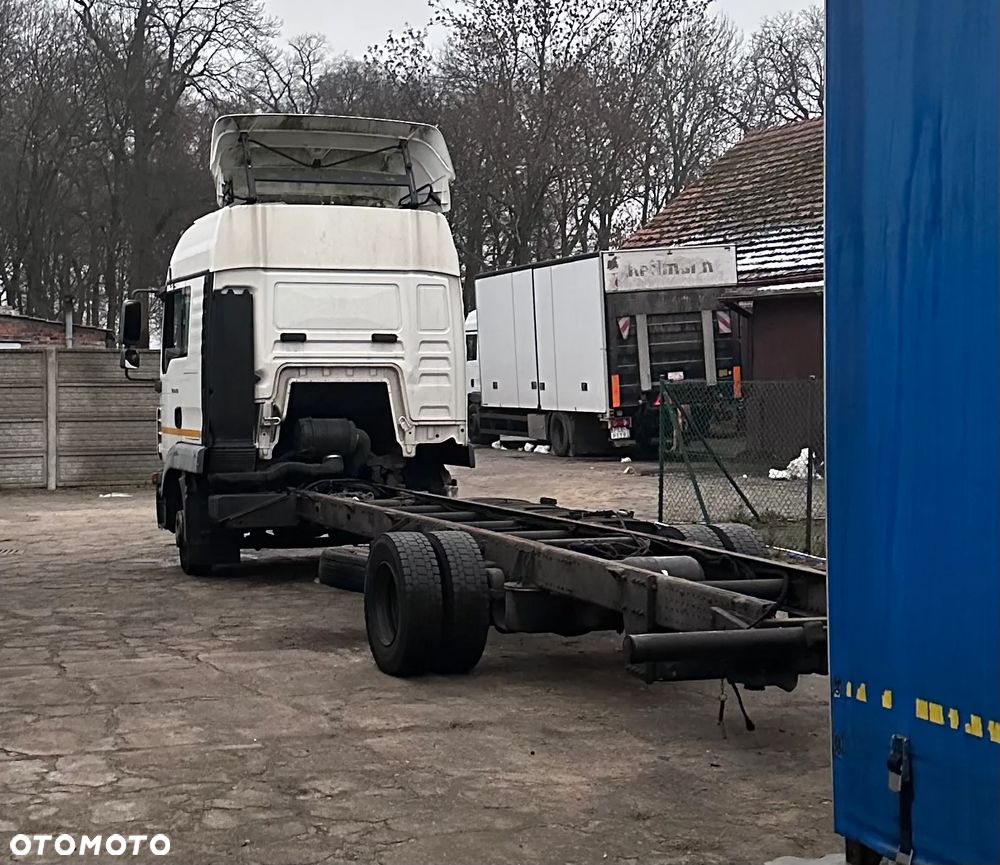 TGL 12 Rama Kabina Skrzynia Biegów Bez Silnika - 11