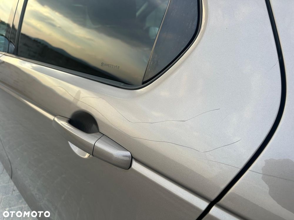 Land Rover Discovery Sport - 18