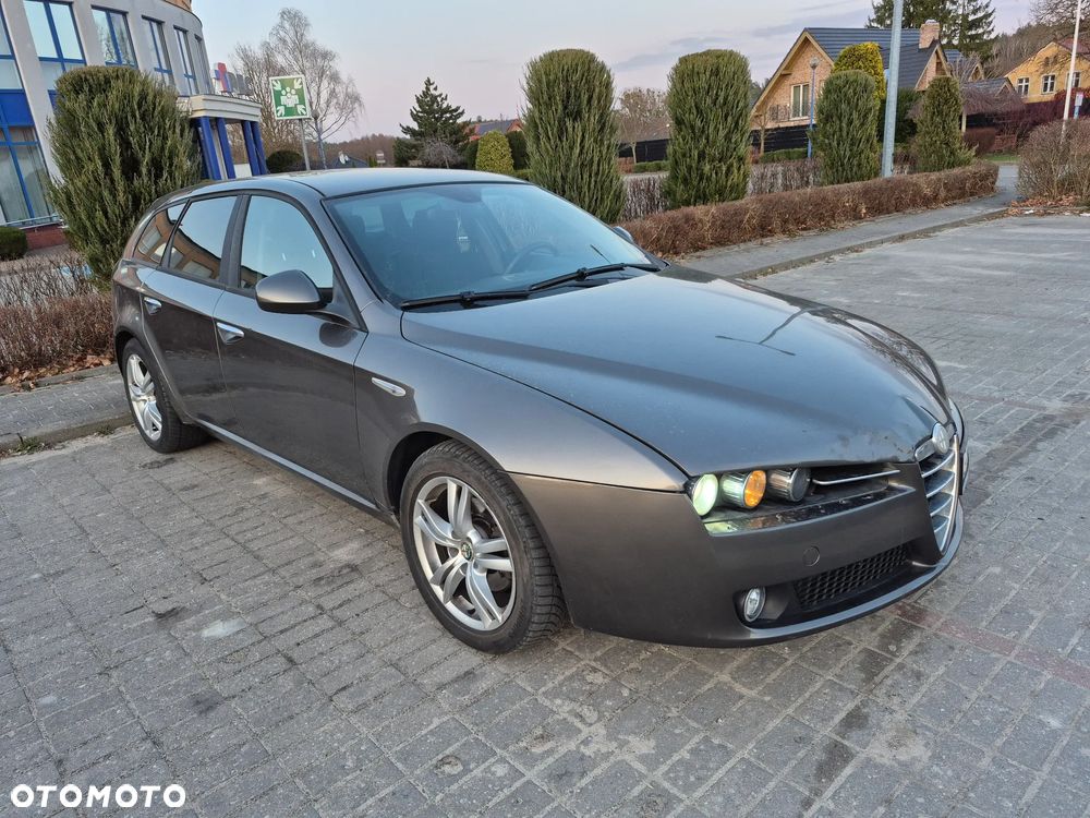 Alfa Romeo 159 - 2