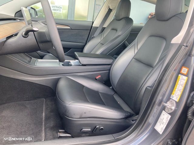 Tesla Model 3 Long Range Tração Integral - 22