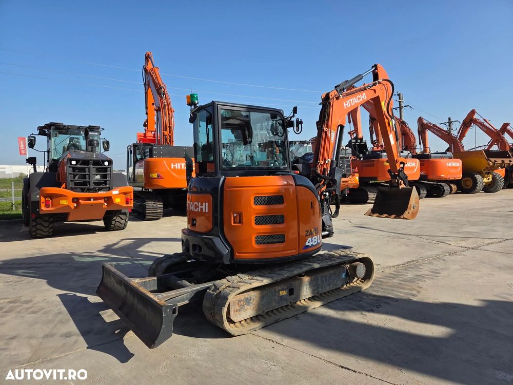 Hitachi 5,1tone, 2023/12, 2.229h, ZX48U-6, Adanc sapare 4m, CUPLA RAPIDA HIDRAULICA+3 CUPE, LAMA NIVELARE, Aer conditionat, inst picon pe brate, latime 2m, incarcarca 8x4, Antifurt, posibil leasing 4 ani, PROMOTIE 37900 EUR+Tva - 5