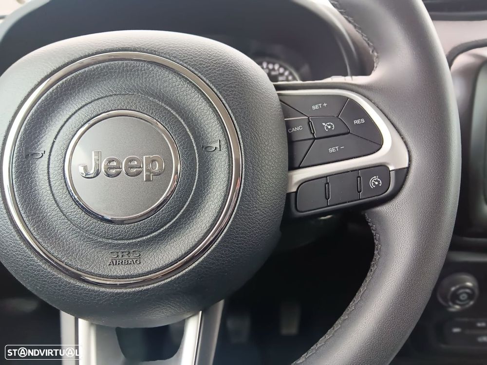 Jeep Renegade - 14