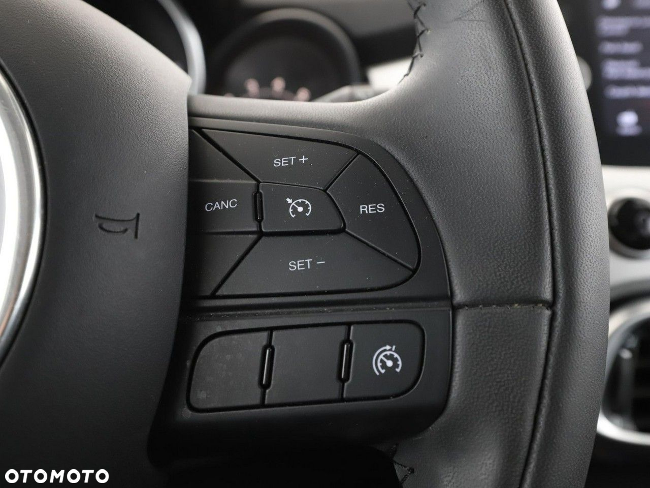 Fiat 500X 1.4 MultiAir Lounge - 31