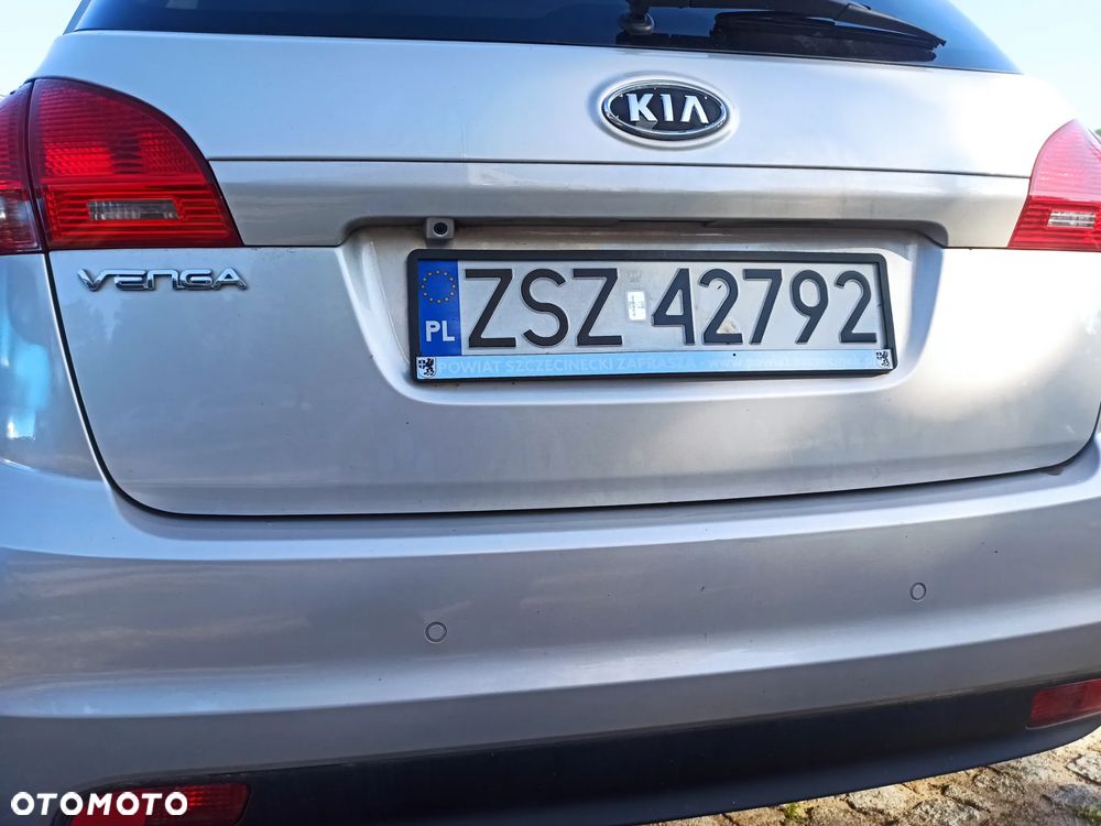 Kia Venga 1.6 L - 4