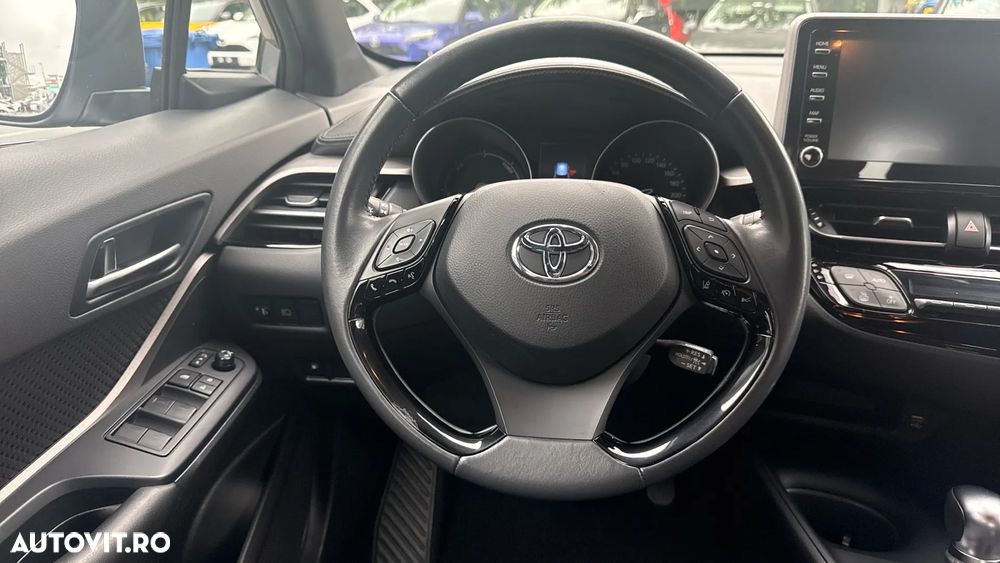 Toyota C-HR - 14