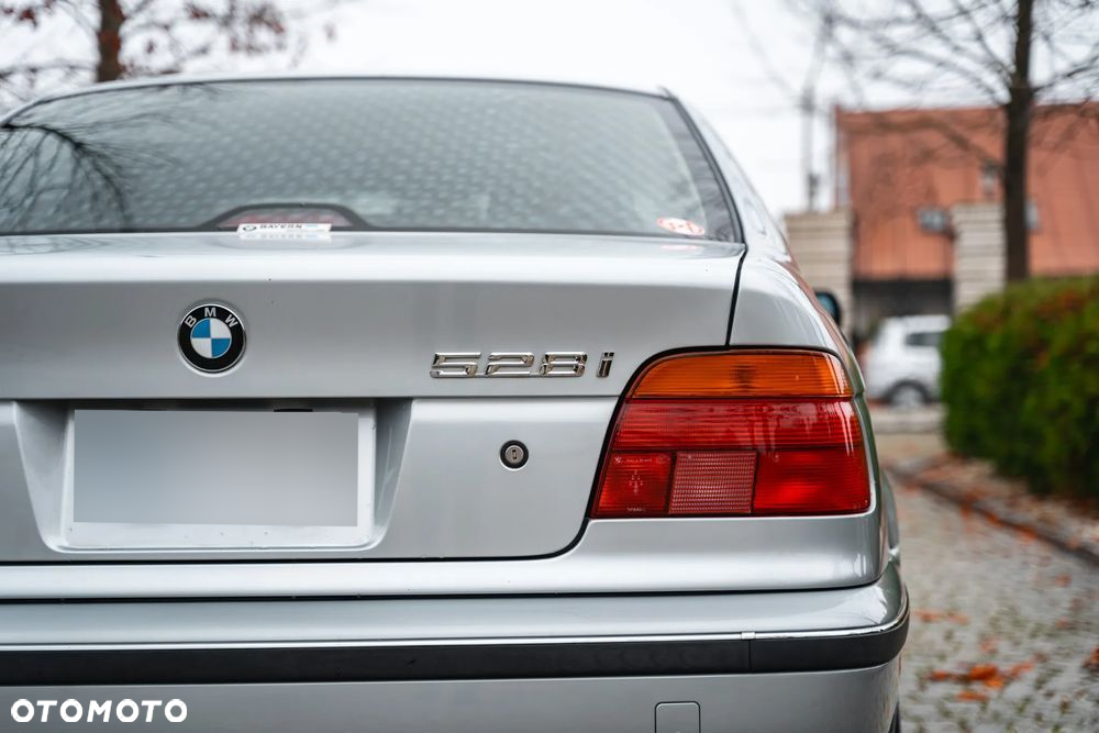 BMW Seria 5 - 8