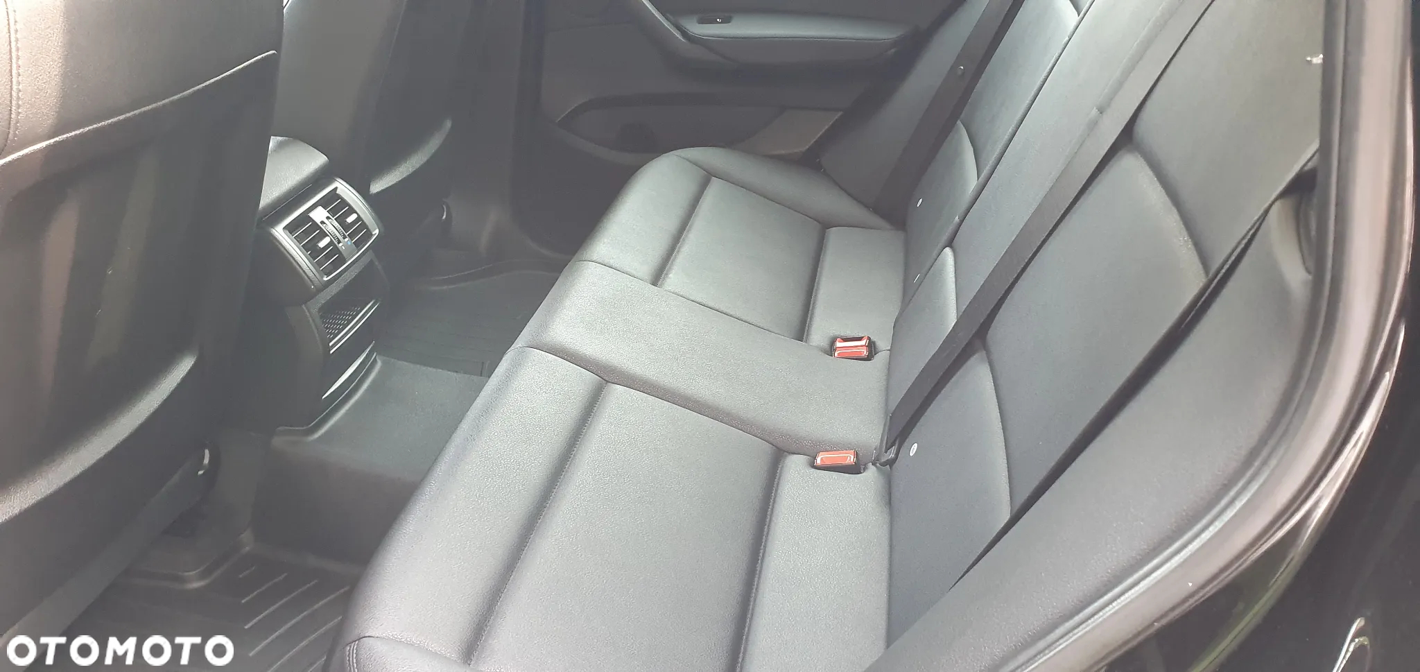 BMW X3 28i xDrive - 14