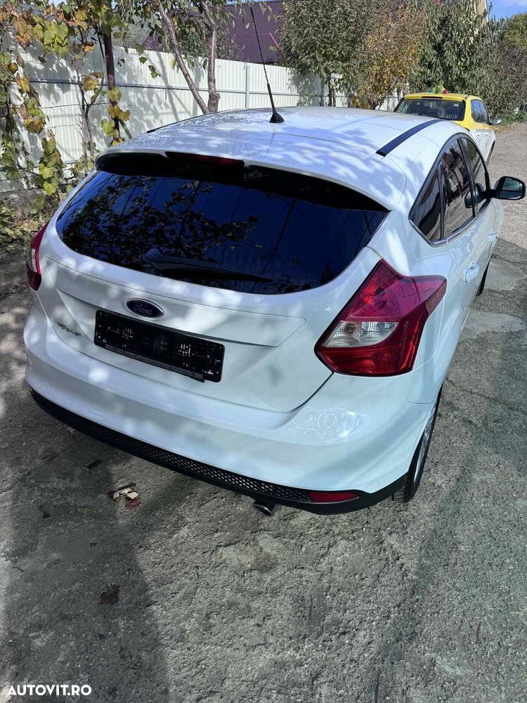Ford Focus - 2