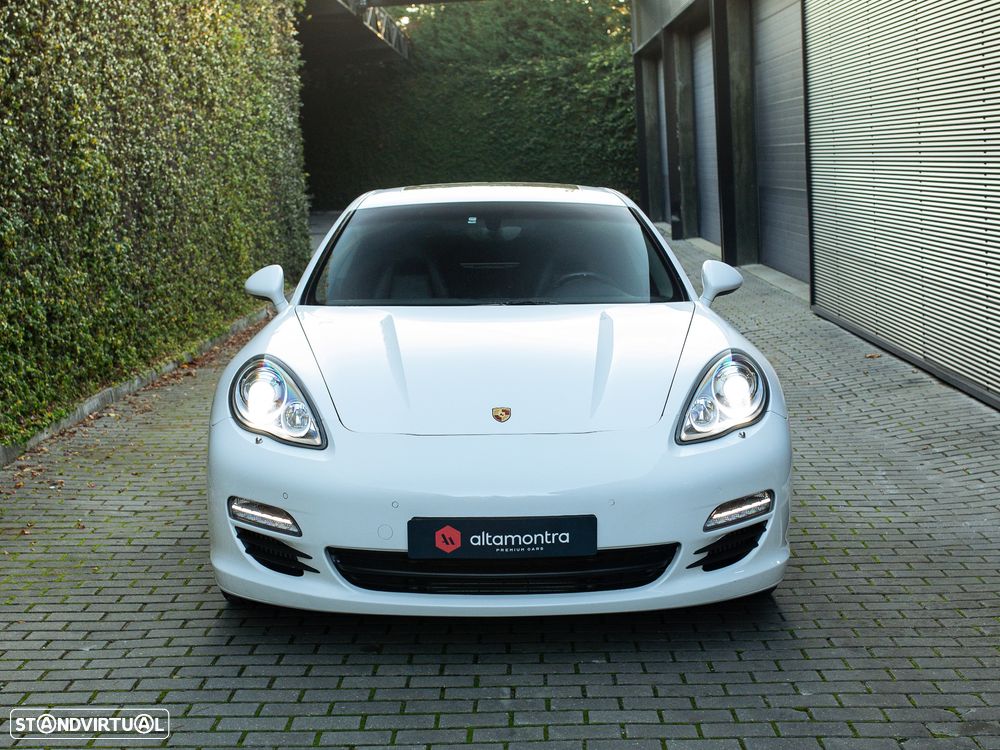 Porsche Panamera Standard - 3