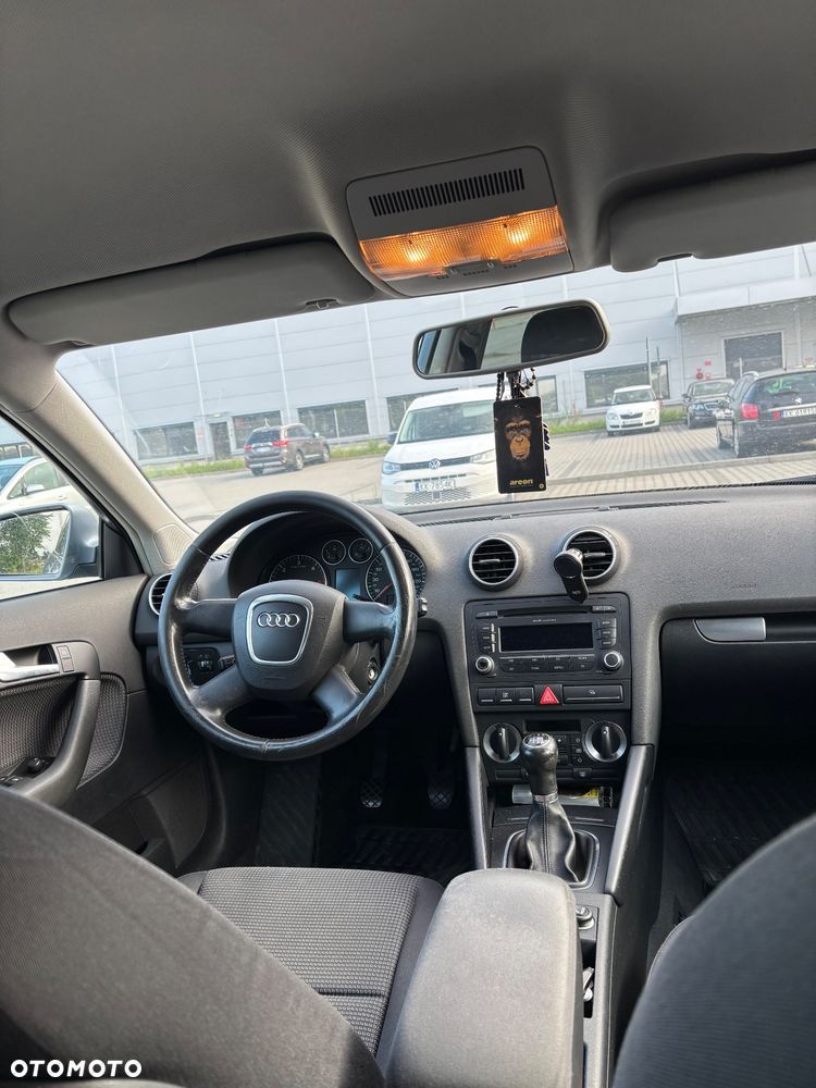Audi A3 Sportback 2.0 TDI Ambiente - 12