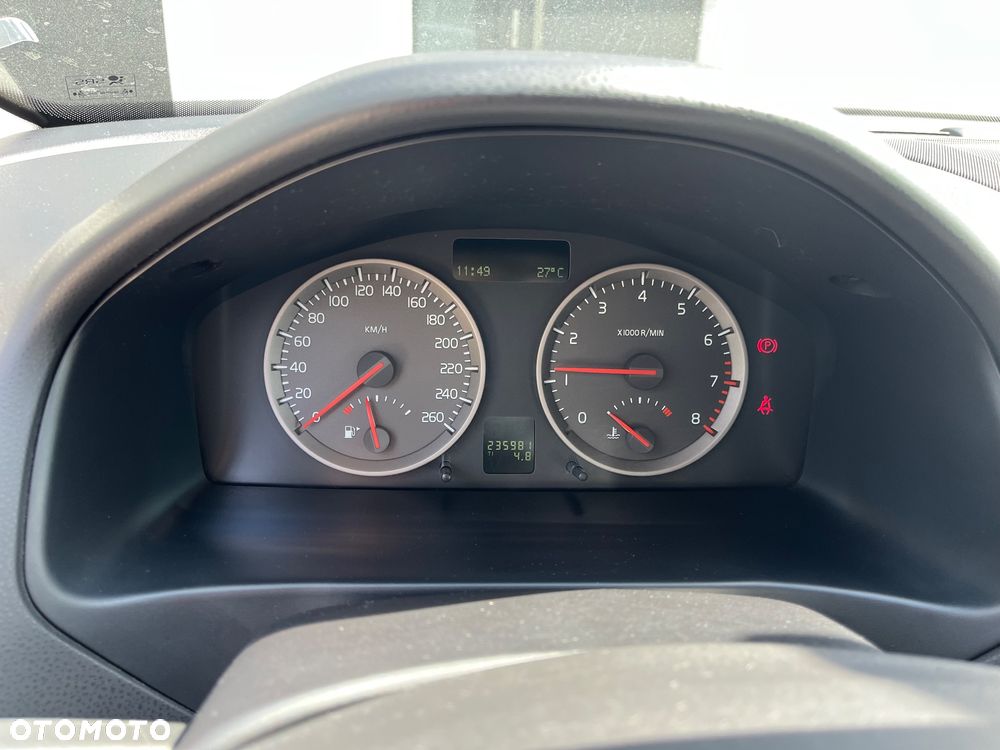 Volvo V50 1.8 - 8