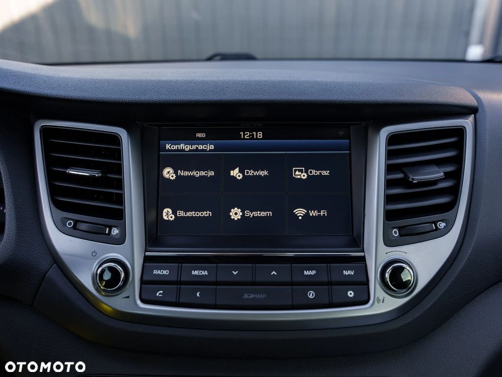 Hyundai Tucson blue 1.7 CRDi 2WD DCT Premium - 38