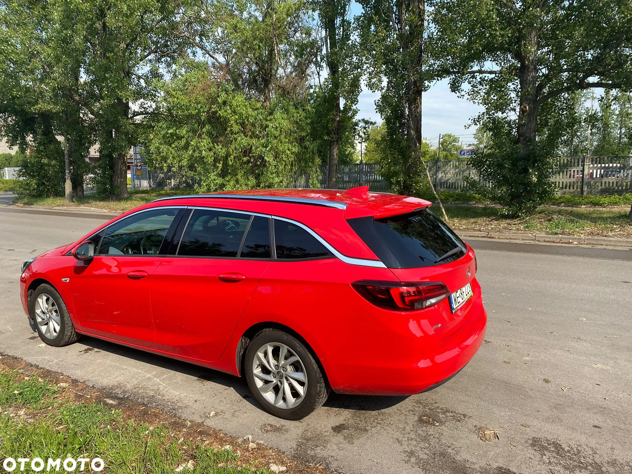 Opel Astra IV 1.6 CDTI Sport - 3